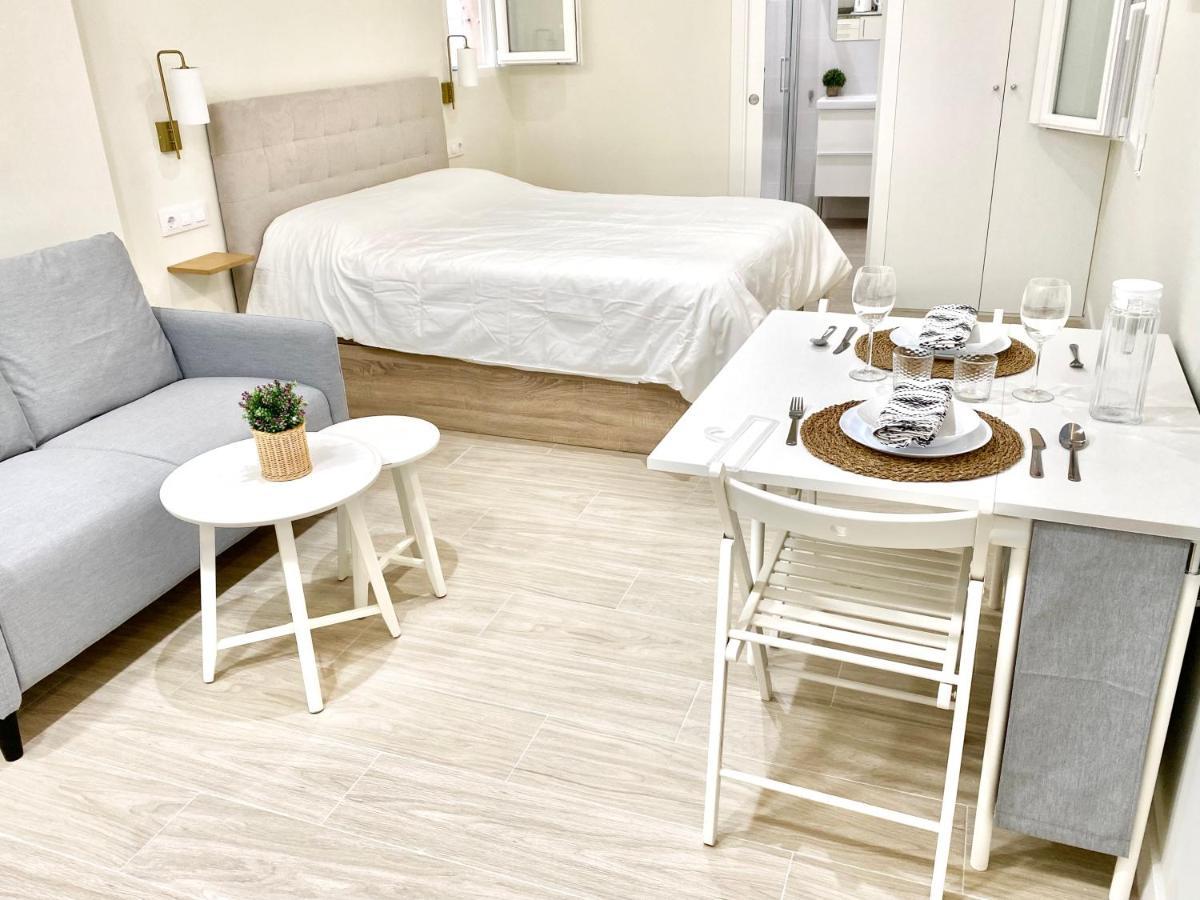 Apartamento Madrid Junto Palacio Real Luaran gambar